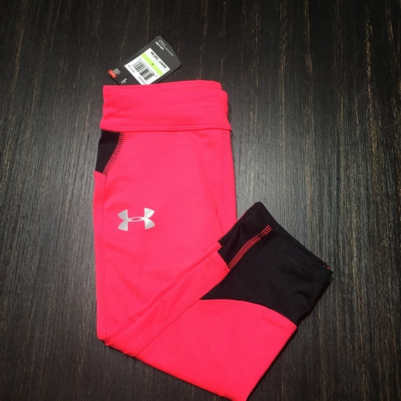 Under Armour Pink Studio Capri Leggings - Picture 7 of 8